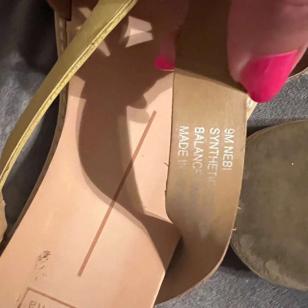 Sandals - Picture 3 of 3